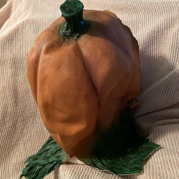 Scary Pumpkin Head mask. Full head cover and neck w slit in back to slip it on. - Picture 3 of 6